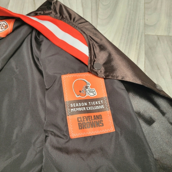Cleveland Browns Jacket Adult L Season Ticket Member Bomber Brown NFL Satin - Picture 10 of 13